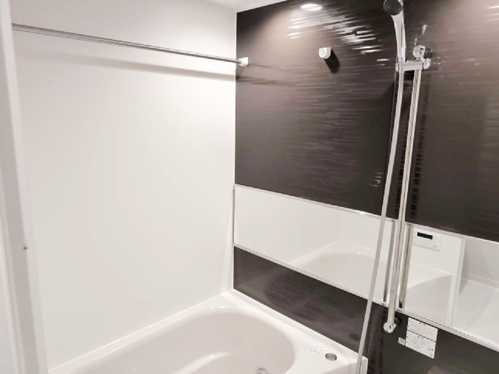 バス・シャワールーム　同建物内、別のお部屋の参考写真になります。