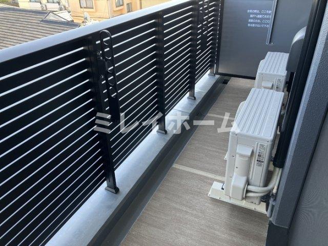 バルコニー　同建物内、別のお部屋の参考写真になります。