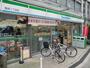 コンビニ　ファミリーマート豊崎二丁目店（コンビニ）まで262m