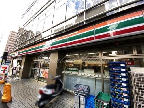 コンビニ　セブンイレブン 藤沢鵠沼石上1丁目店（コンビニ）まで825m