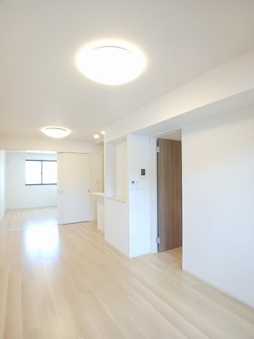 その他部屋・スペース　明るい色調の室内です