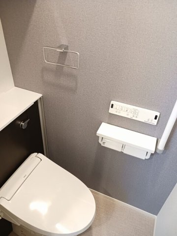 トイレ　落ち着いたトイレです