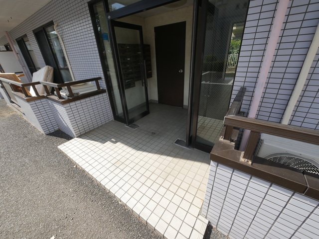 エントランス　★建物入口のお写真です★