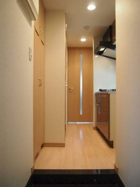 玄関　※別部屋参考画像