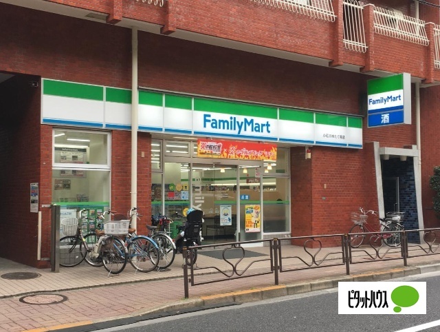 コンビニ　ファミリーマート小石川ゆたて坂店（コンビニ）まで452m
