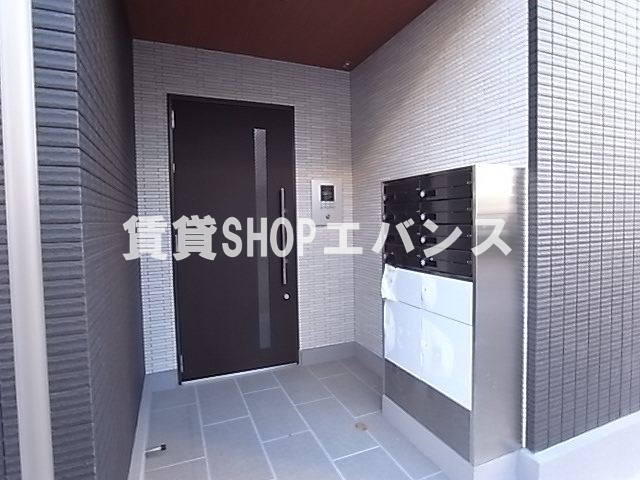 エントランス　清潔なエントランスです