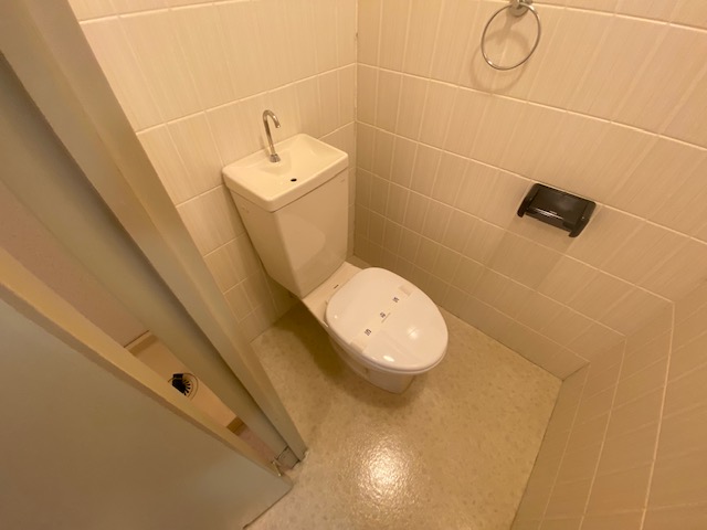 トイレ　※同施工会社のイメージ写真※