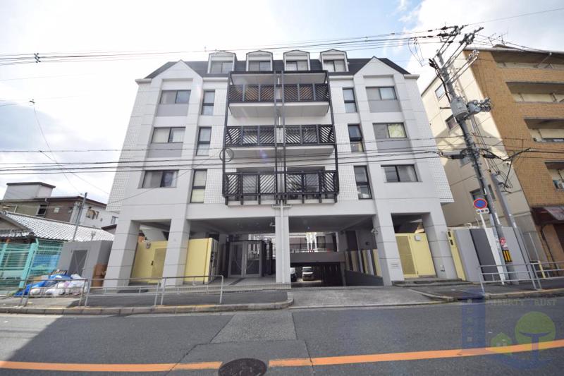 建物外観　スタイリッシュな外観