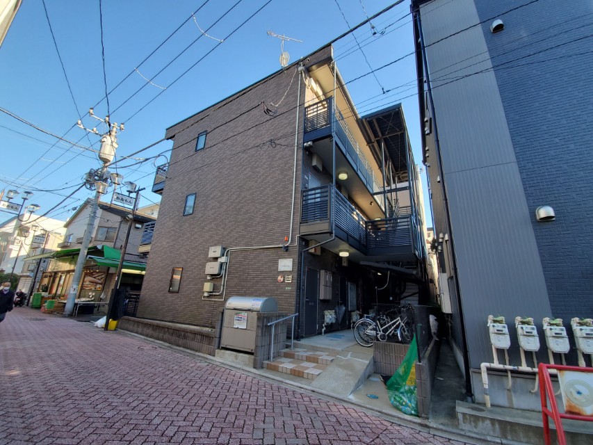 東京メトロ千代田線 北千住駅 徒歩14分 築14年