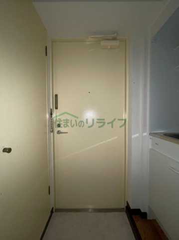 玄関　ダイヤアクティ三軒茶屋