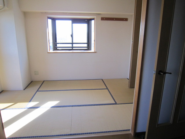 TOMI大塚の居間写真