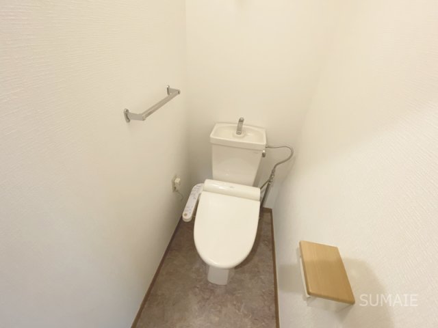 トイレ　トイレは洗浄便座付きです！