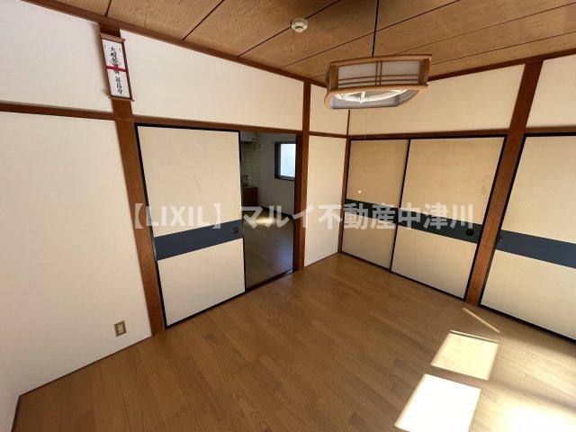 収納　押入