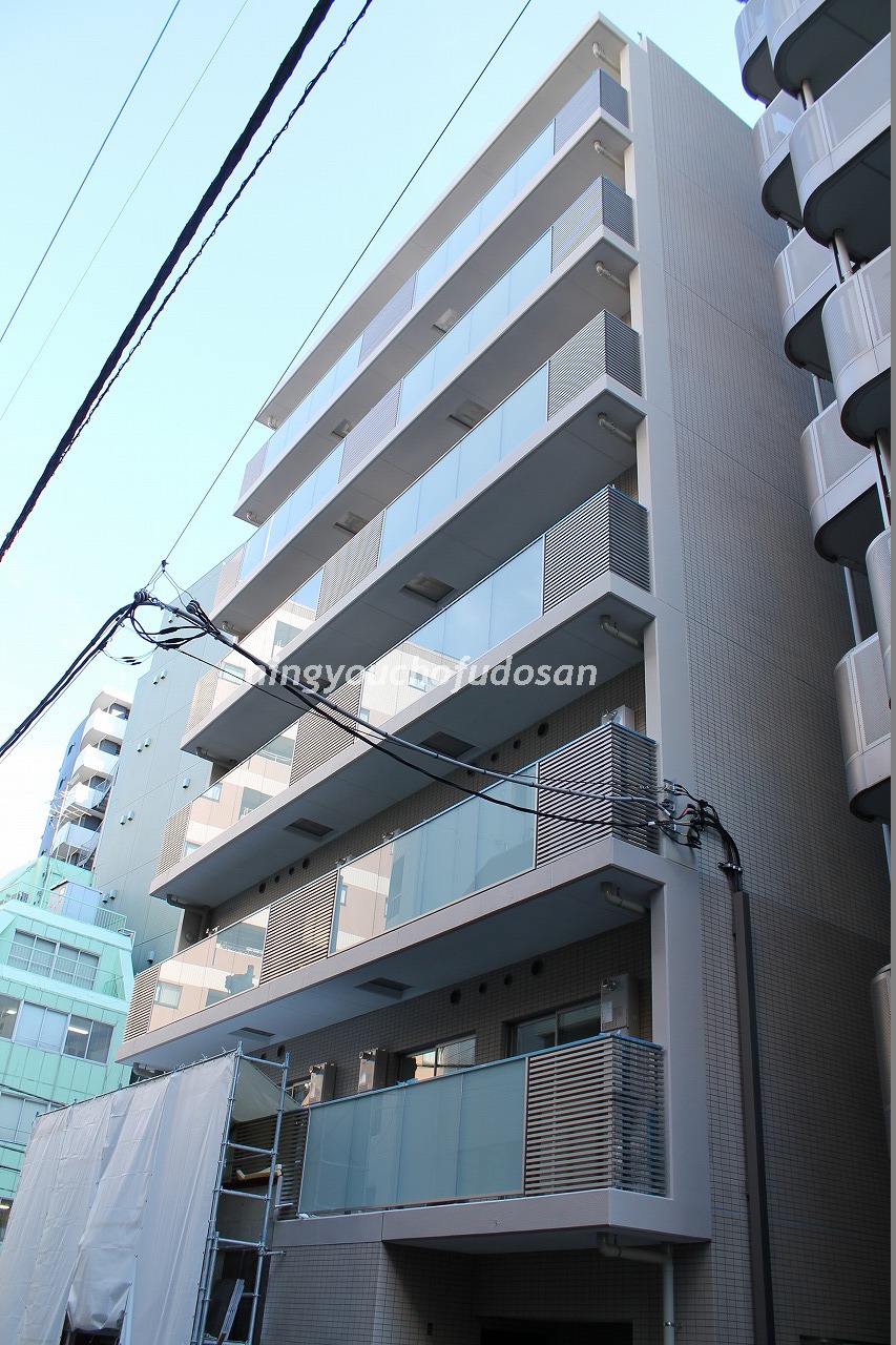 建物外観　小伝馬町駅から徒歩3分！