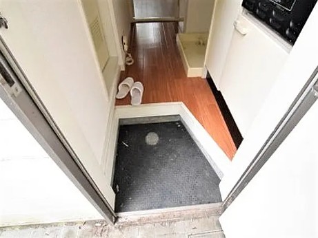 フォレックスすずかけ台の玄関写真
