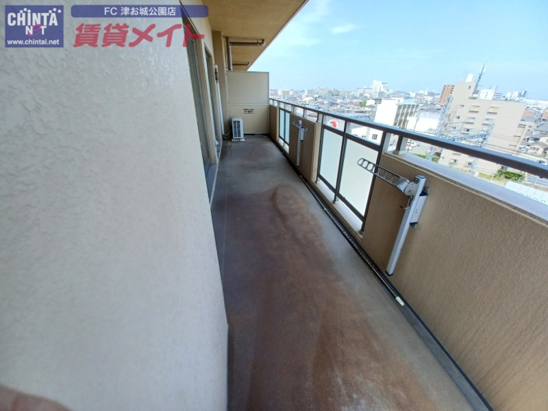 バルコニー　別部屋反転画像参考