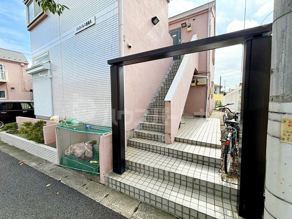 ジュネパレス新柏A棟の外観写真