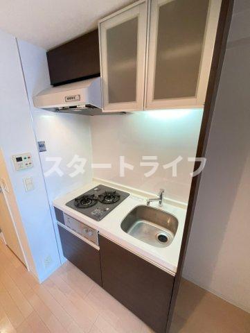 地下鉄御堂筋線 新大阪駅 徒歩7分 15階建 築18年のキッチン写真