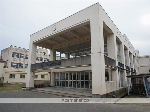 小学校　黒条小学校（小学校）まで850m