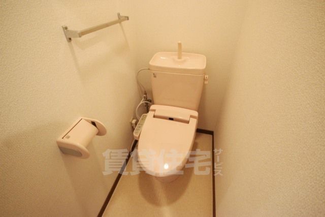地下鉄堺筋線 天神橋筋六丁目駅 徒歩2分 15階建 築28年のトイレ写真