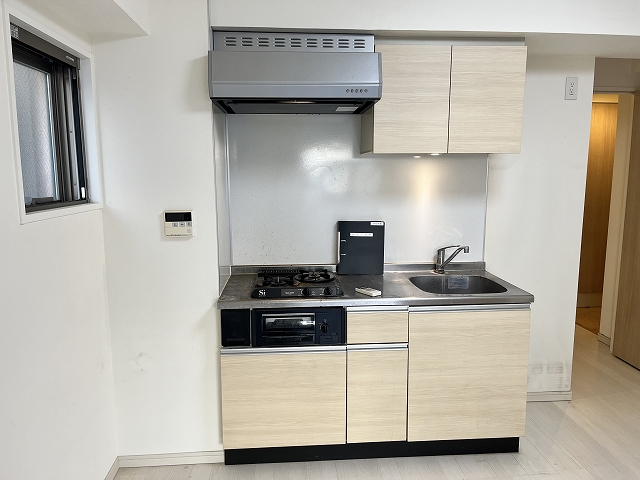 カリス初台 初台駅チカ 浴室追い焚き等 HTのキッチン写真