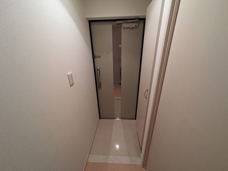 メゾンアイリスの玄関写真
