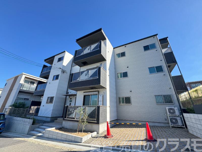 建物外観　オートロック有り♪