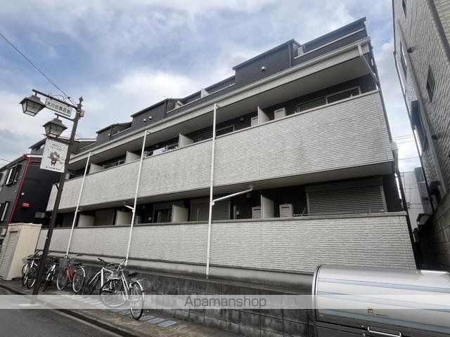 アクティ氷川台の外観写真