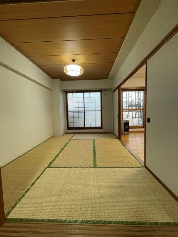 ライオンズマンション北六条の居間写真