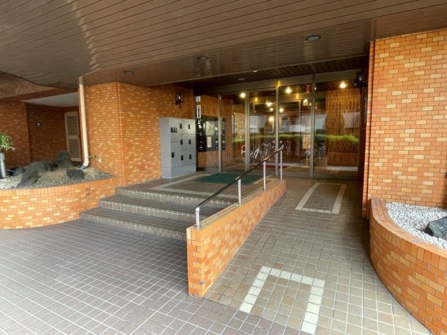 ライオンズマンション北六条の外観写真
