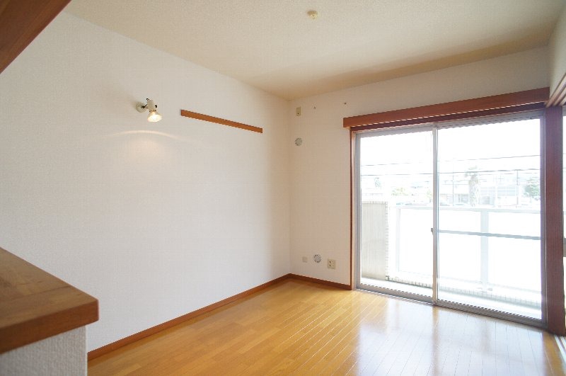 アシスト岩押の居間写真
