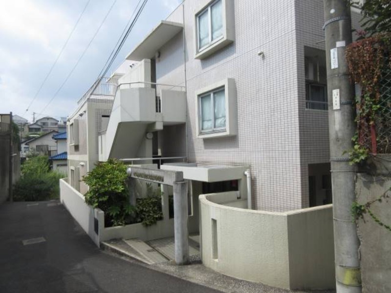 クリオ横須賀壱番館の外観写真