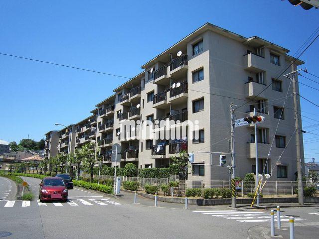 建物外観　コンビニ徒歩１分です