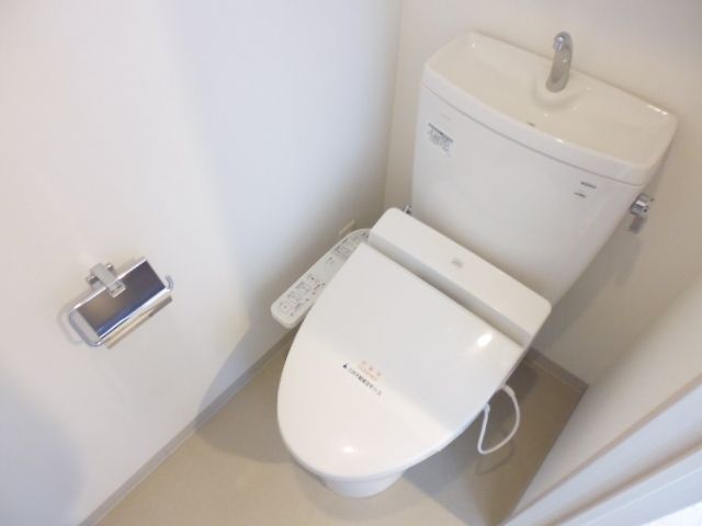トイレ　別部屋参考写真