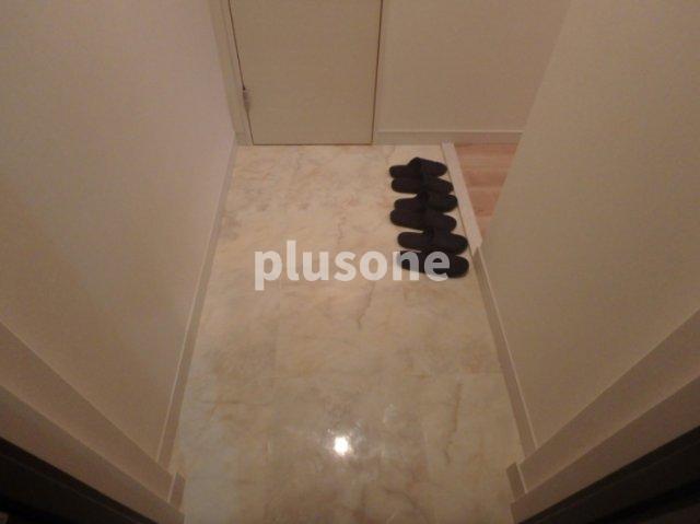 スプランディッド淀屋橋DUEの玄関写真