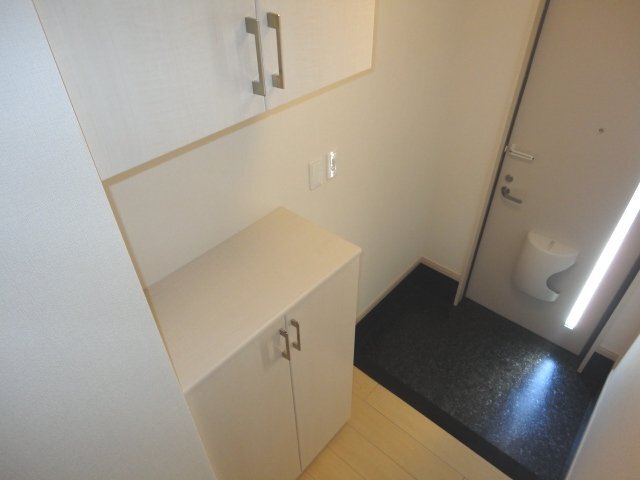 玄関　シューズボックス