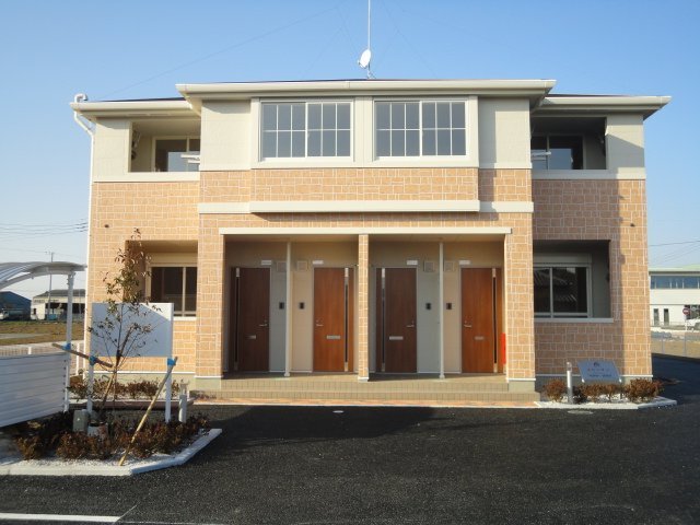 建物外観　外観写真（昼）