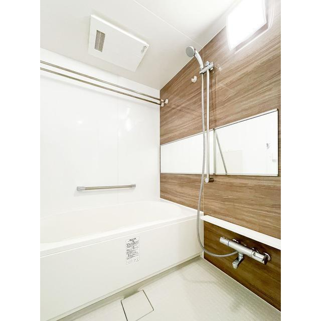 バス・シャワールーム　別部屋参考写真