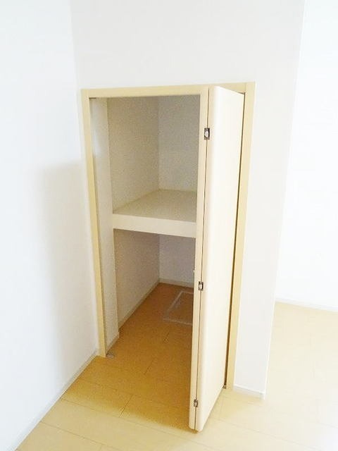 収納　奥行のある収納です。