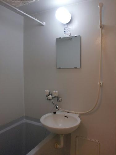 バス・シャワールーム　雨の日にも便利な浴室乾燥機付き