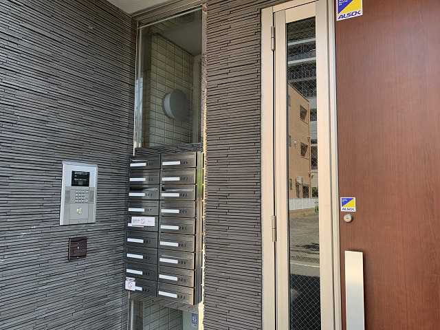 エントランス　オートロック