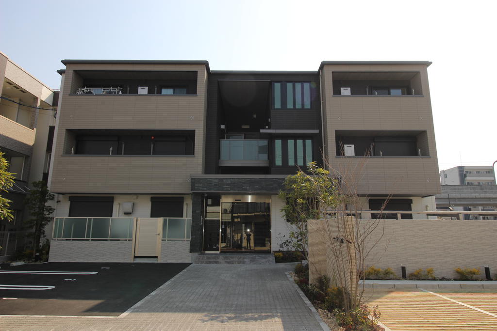 建物外観　外観を撮影