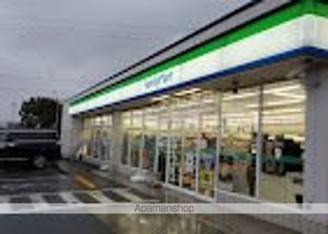 コンビニ　ファミリーマート　善通寺大麻町店（コンビニ）まで270m