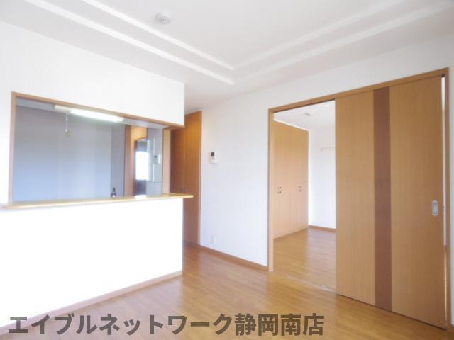その他部屋・スペース　ゆったり過ごせるリビングです