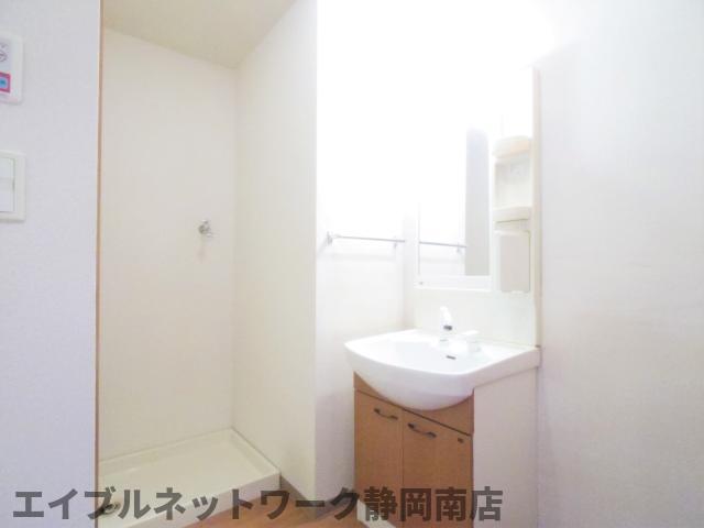 洗面設備　洗面所です