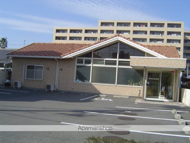 その他　病院（内科）（その他）まで750m