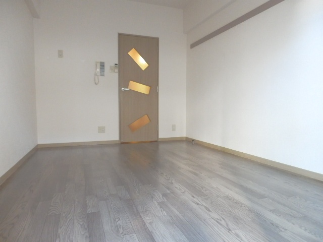 居室・リビング　洋室6帖陽当たり良好♪