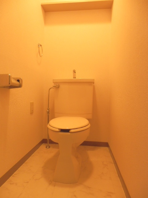 トイレ　バストイレ別タイプ