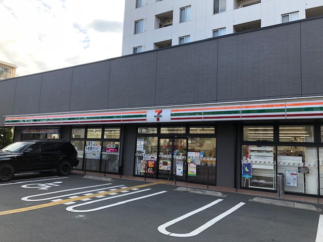 コンビニ　セブンイレブン世田谷給田3丁目店（コンビニ）まで179m