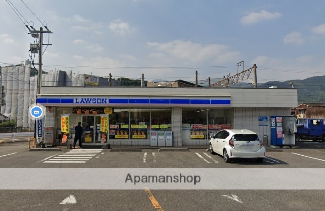 コンビニ　ローソン（コンビニ）まで450m